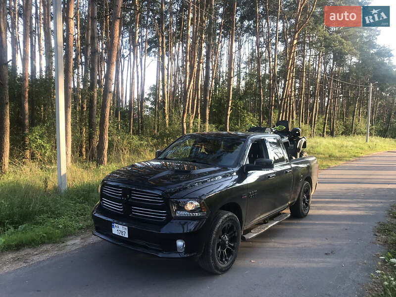 Пикап Dodge RAM 1500 2015 в Житомире