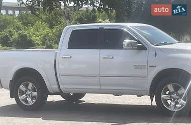 Пикап Dodge RAM 1500 2015 в 