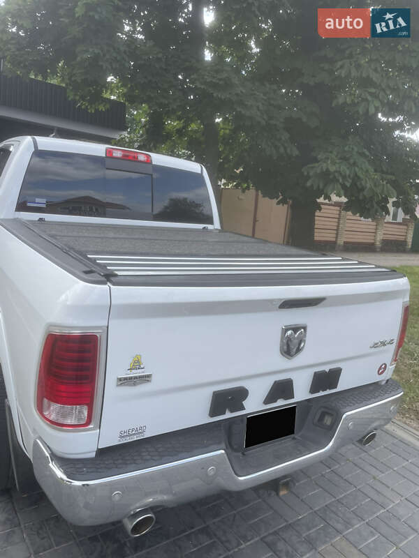 Пикап Dodge RAM 1500 2015 в Черкассах