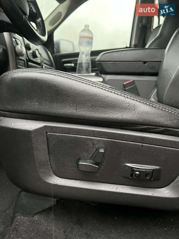 Пикап Dodge RAM 1500 2015 в Житомире