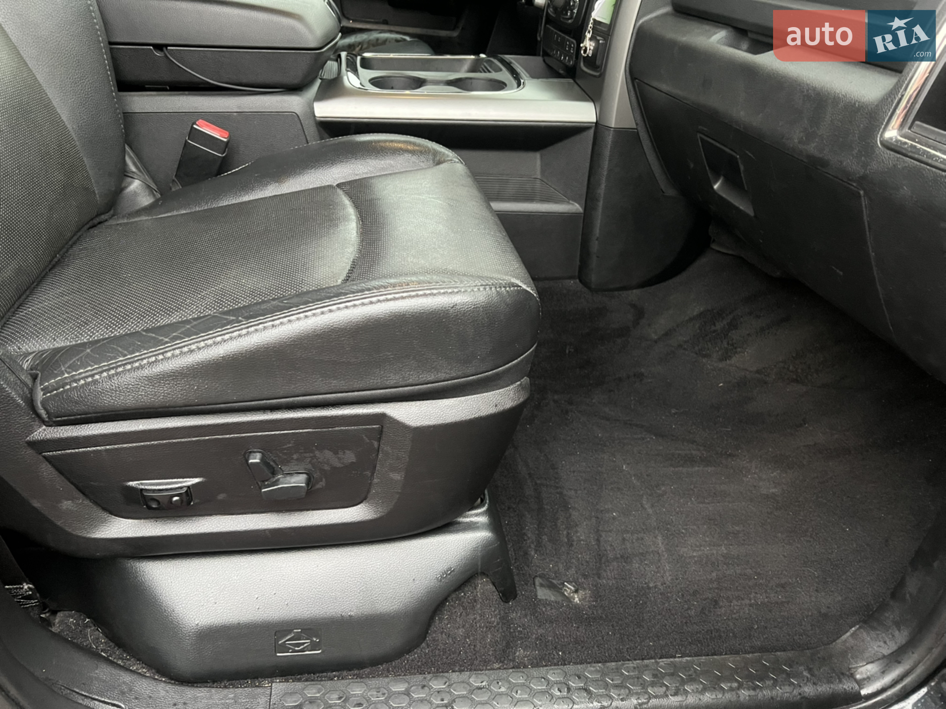 2015 Dodge RAM - мініатюра 18