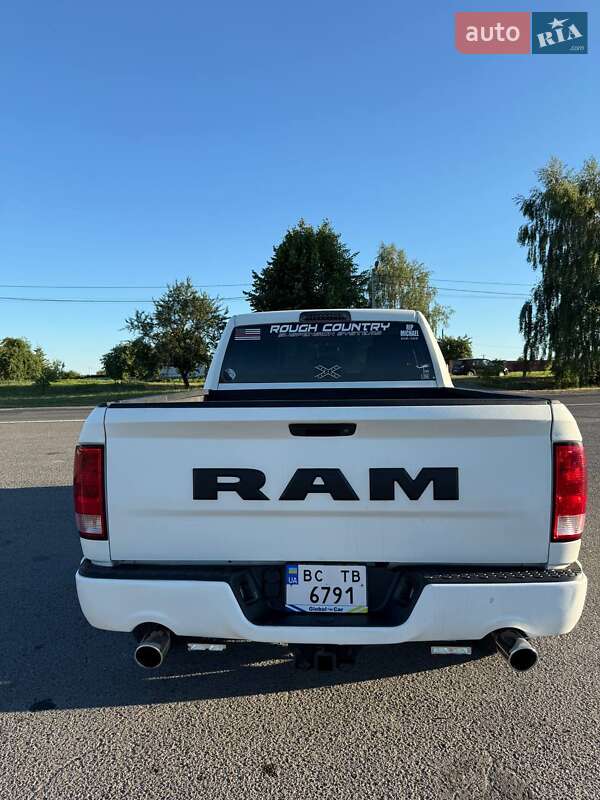 Пикап Dodge RAM 1500 2015 в Львове