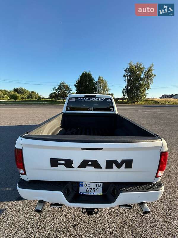 Пикап Dodge RAM 1500 2015 в Львове