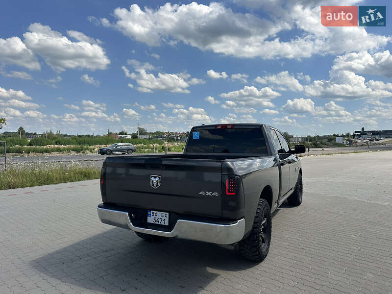 Пикап Dodge RAM 1500 2015 в Львове