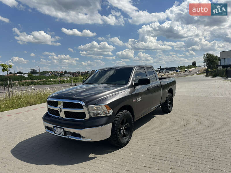 Пикап Dodge RAM 1500 2015 в Львове