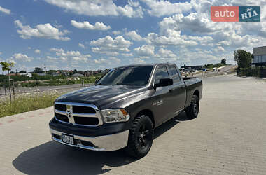 Пикап Dodge RAM 1500 2015 в 