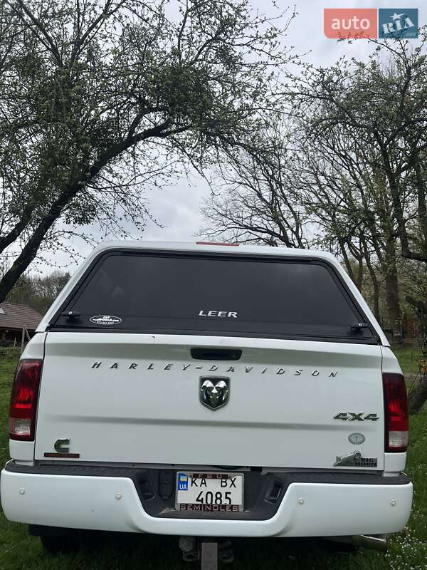 Пикап Dodge RAM 1500 2015 в Львове