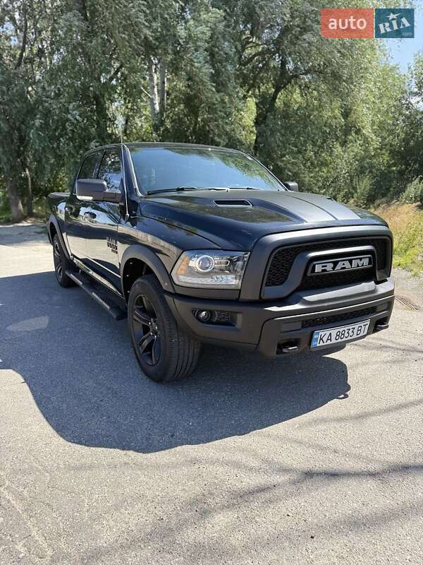Dodge RAM 1500 2021