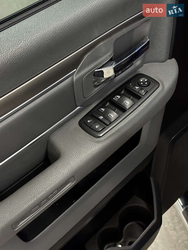 Пикап Dodge RAM 1500 2015 в Кропивницком фото 13 Пикап Dodge RAM 1500 2015 в Кропивницком
