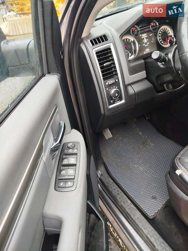 Пикап Dodge RAM 1500 2016 в Хусте фото 5 Пикап Dodge RAM 1500 2016 в Хусте