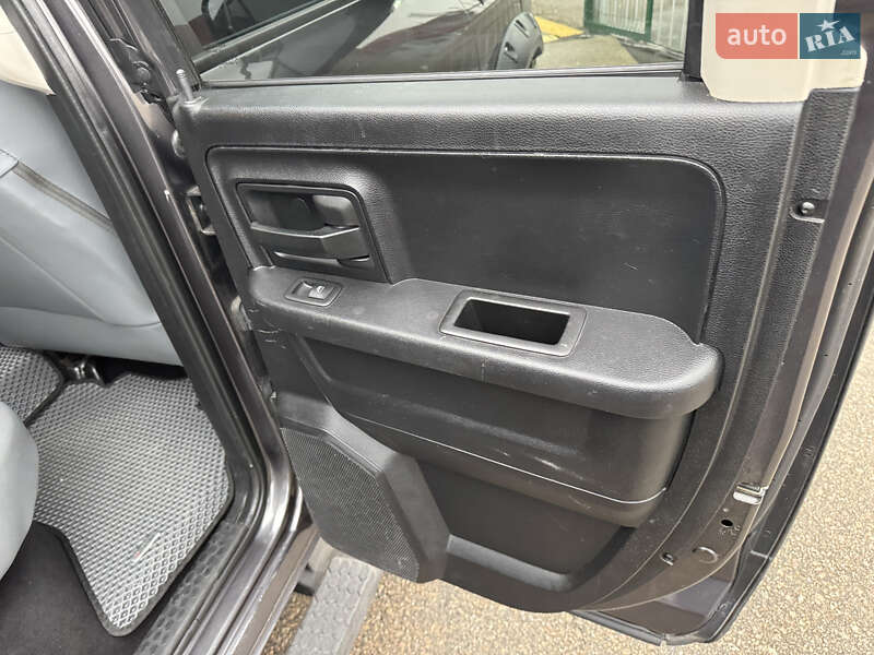 Пикап Dodge RAM 1500 2015 в Киеве