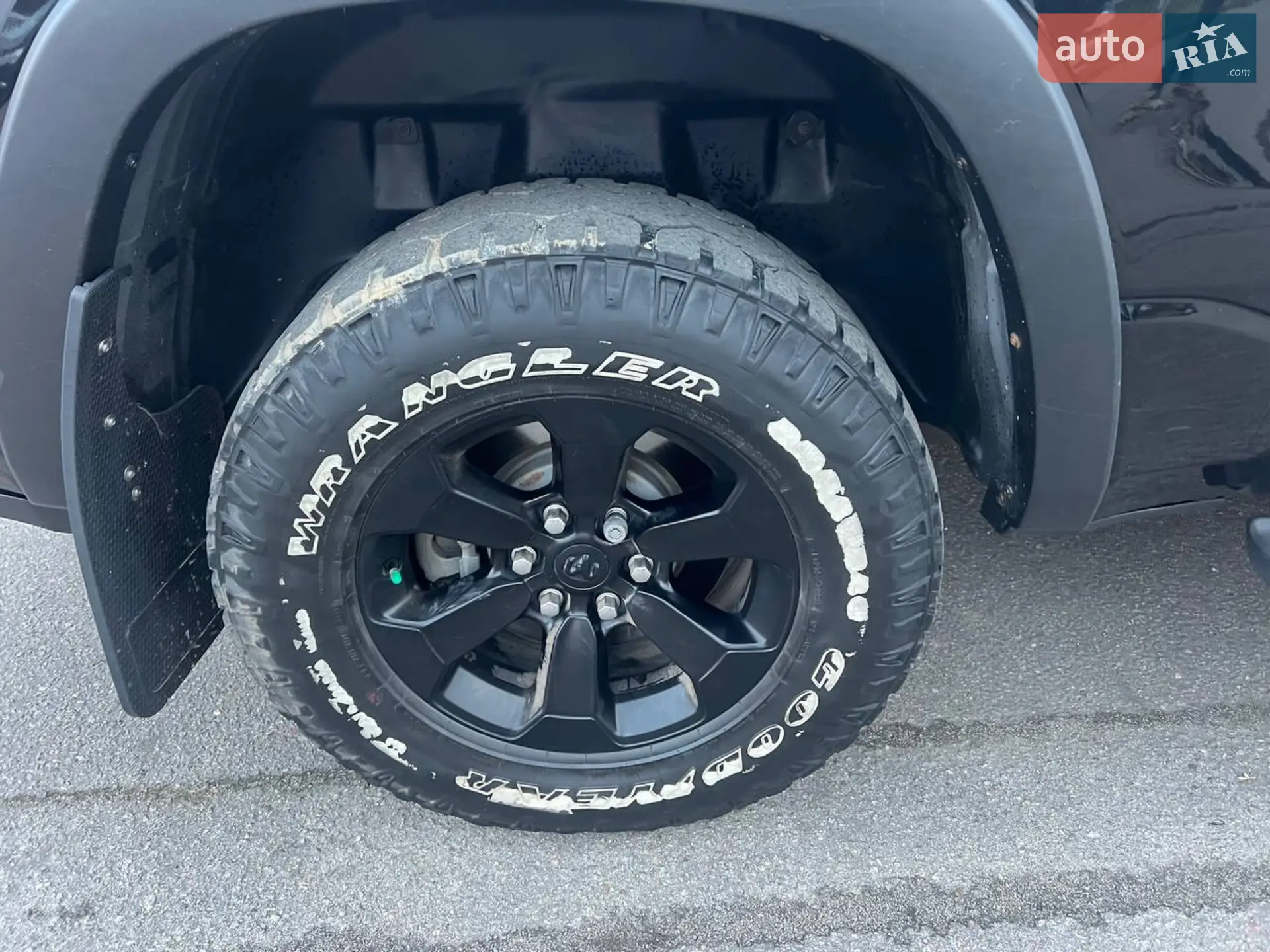 2020 Dodge RAM - мініатюра 26