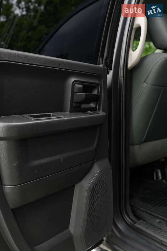 Пикап Dodge RAM 1500 2019 в Киеве фото 32 Пикап Dodge RAM 1500 2019 в Киеве