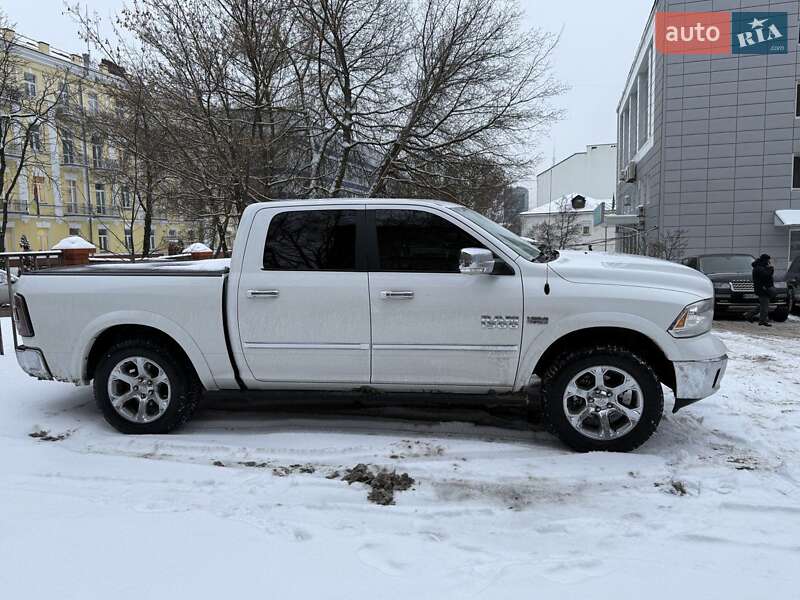 Пикап Dodge RAM 1500 2017 в Киеве