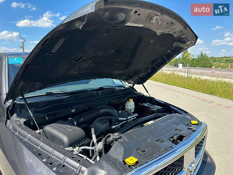 Пикап Dodge RAM 1500 2015 в Львове