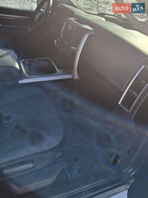 Пікап Dodge RAM 1500 2018 в Кропивницькому