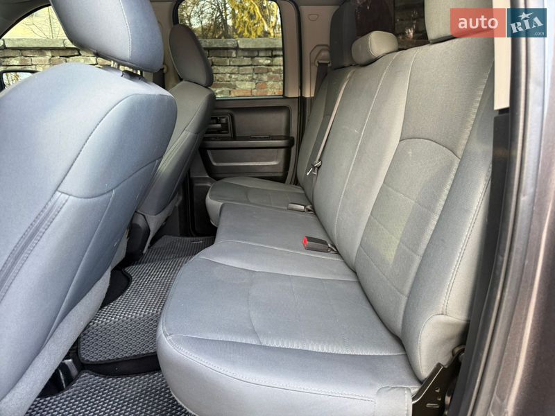 Пикап Dodge RAM 1500 2015 в Львове