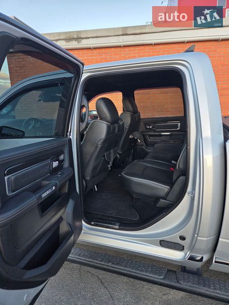 Пикап Dodge RAM 1500 2015 в Киеве