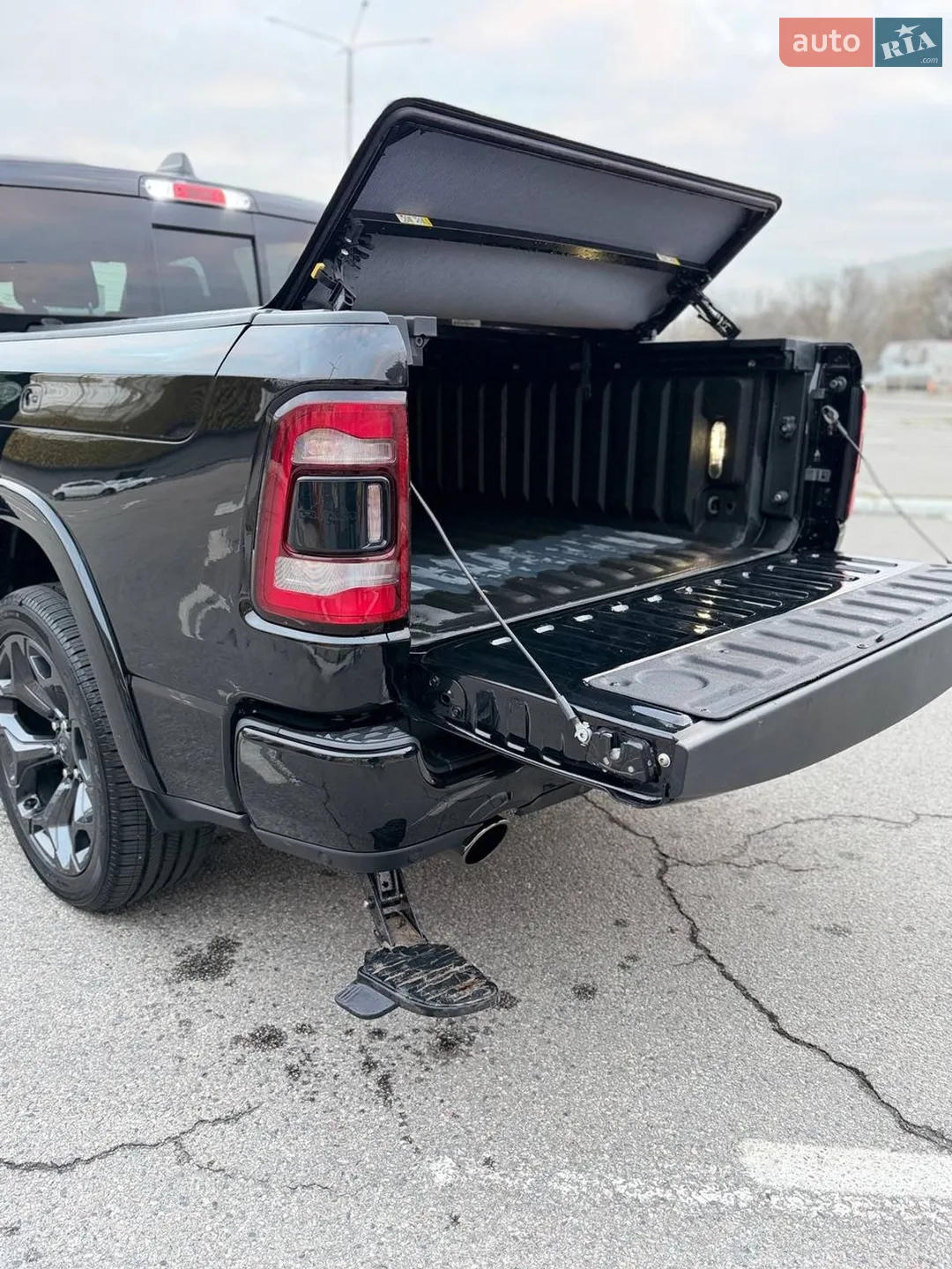 2021 Dodge RAM - мініатюра 5