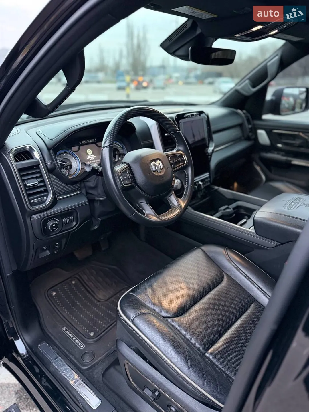 2021 Dodge RAM - мініатюра 12