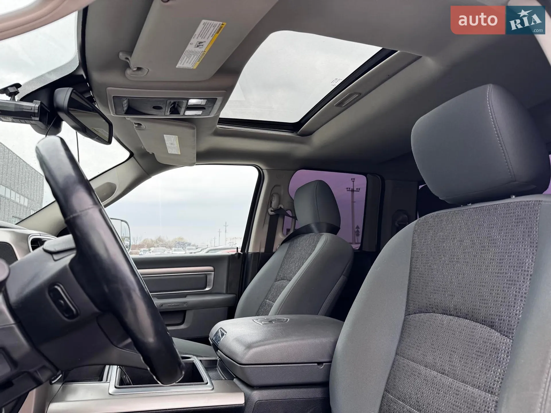 2015 Dodge RAM - мініатюра 16