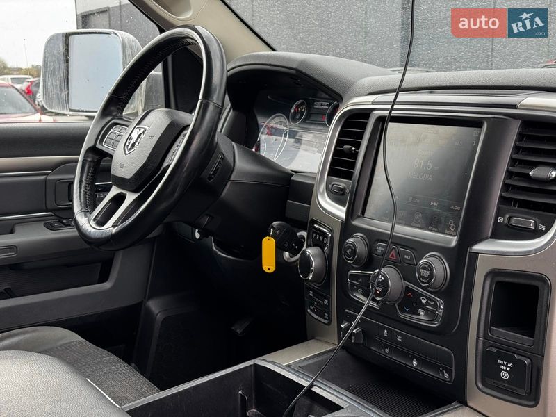 Пикап Dodge RAM 1500 2015 в Львове