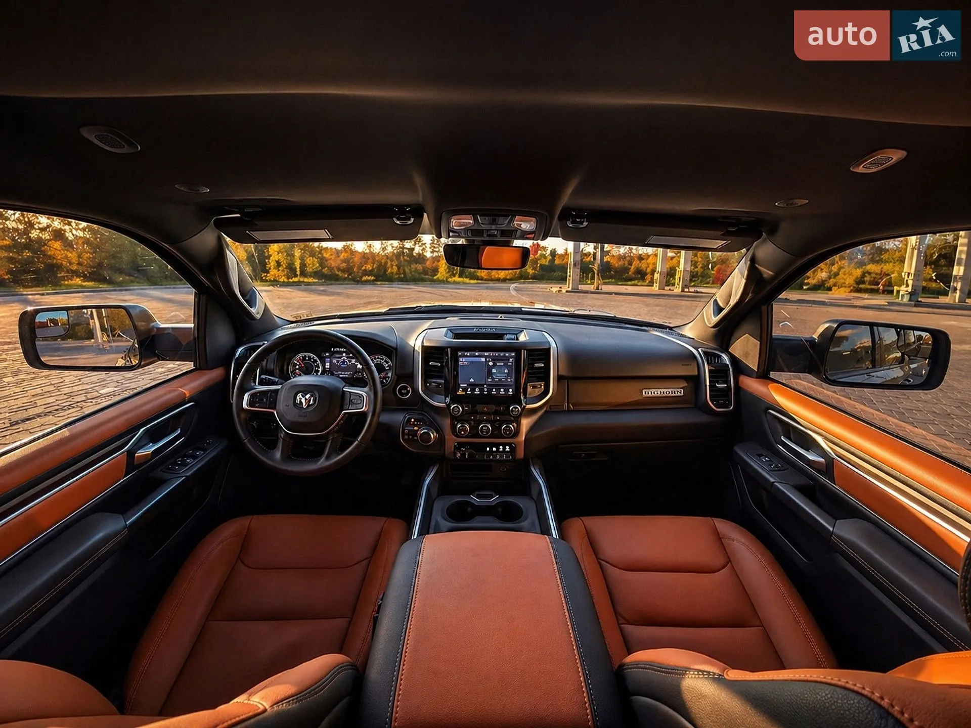 2021 Dodge RAM - мініатюра 10