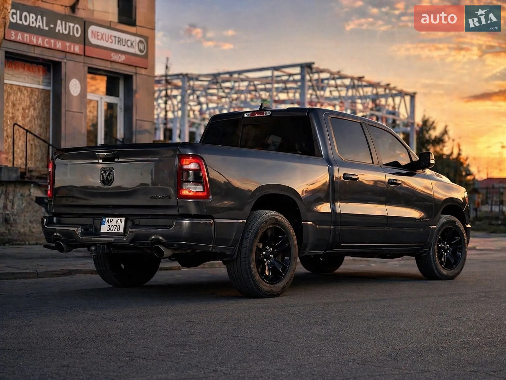 2021 Dodge RAM - мініатюра 4