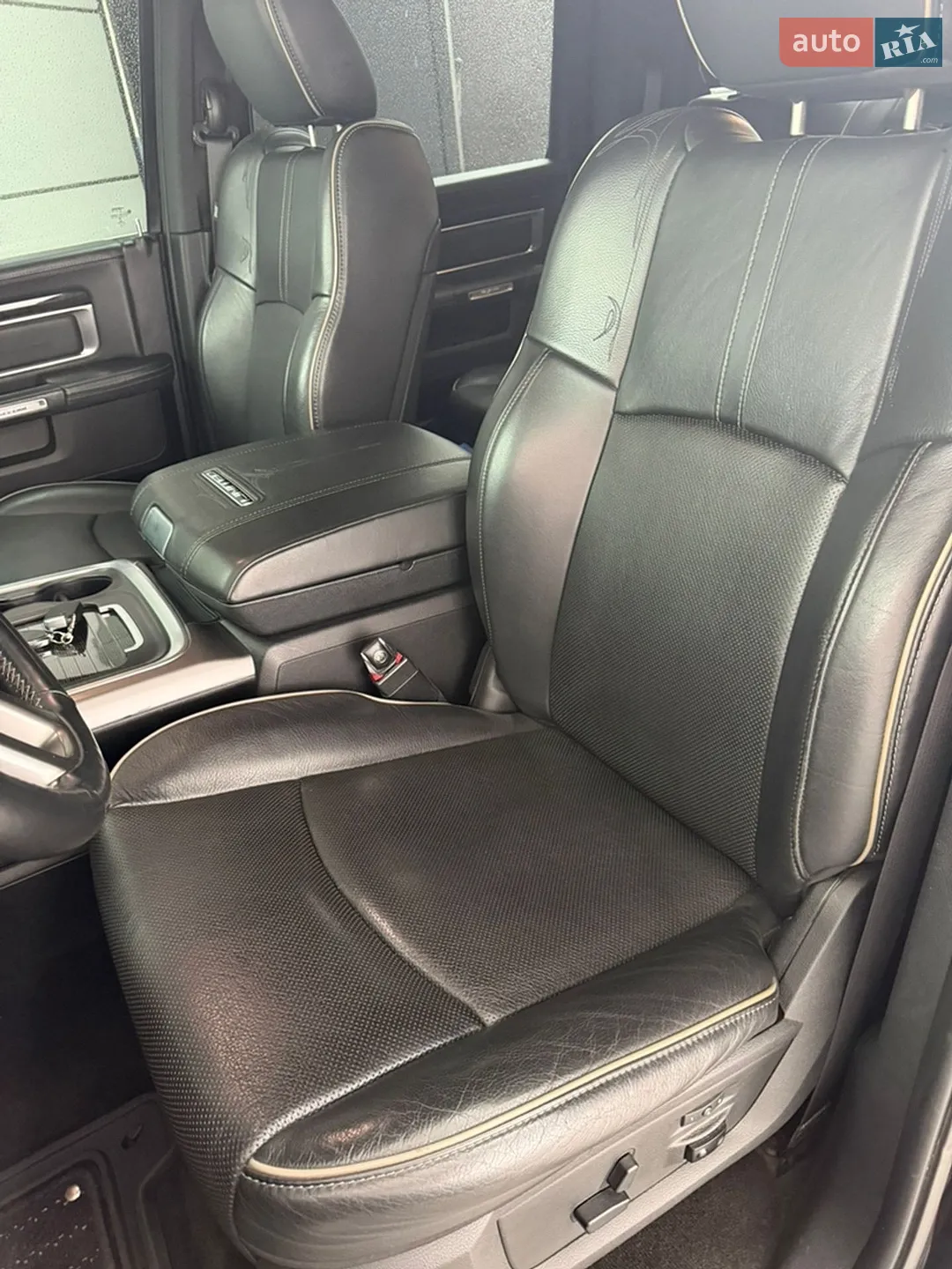 2017 Dodge RAM - мініатюра 12