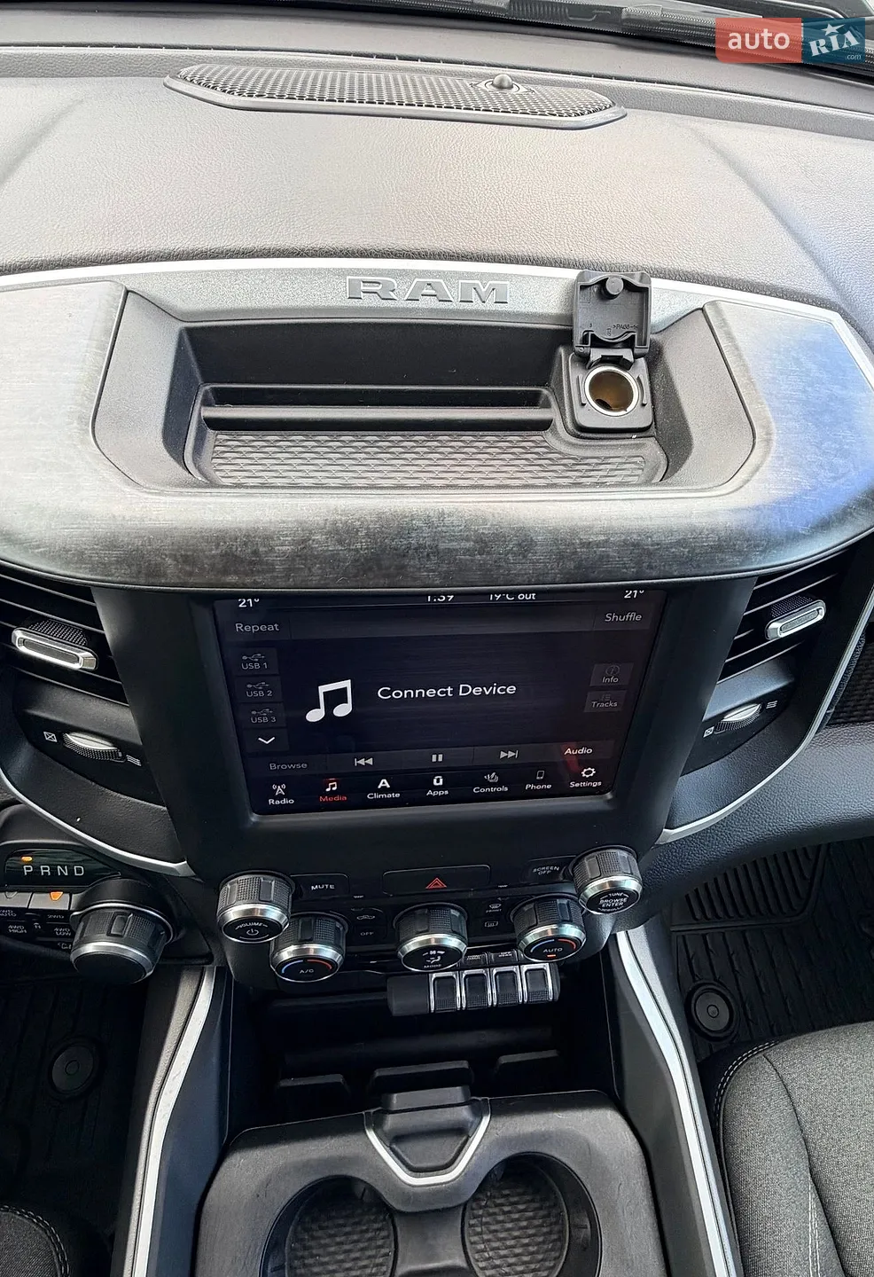 2020 Dodge RAM - мініатюра 86