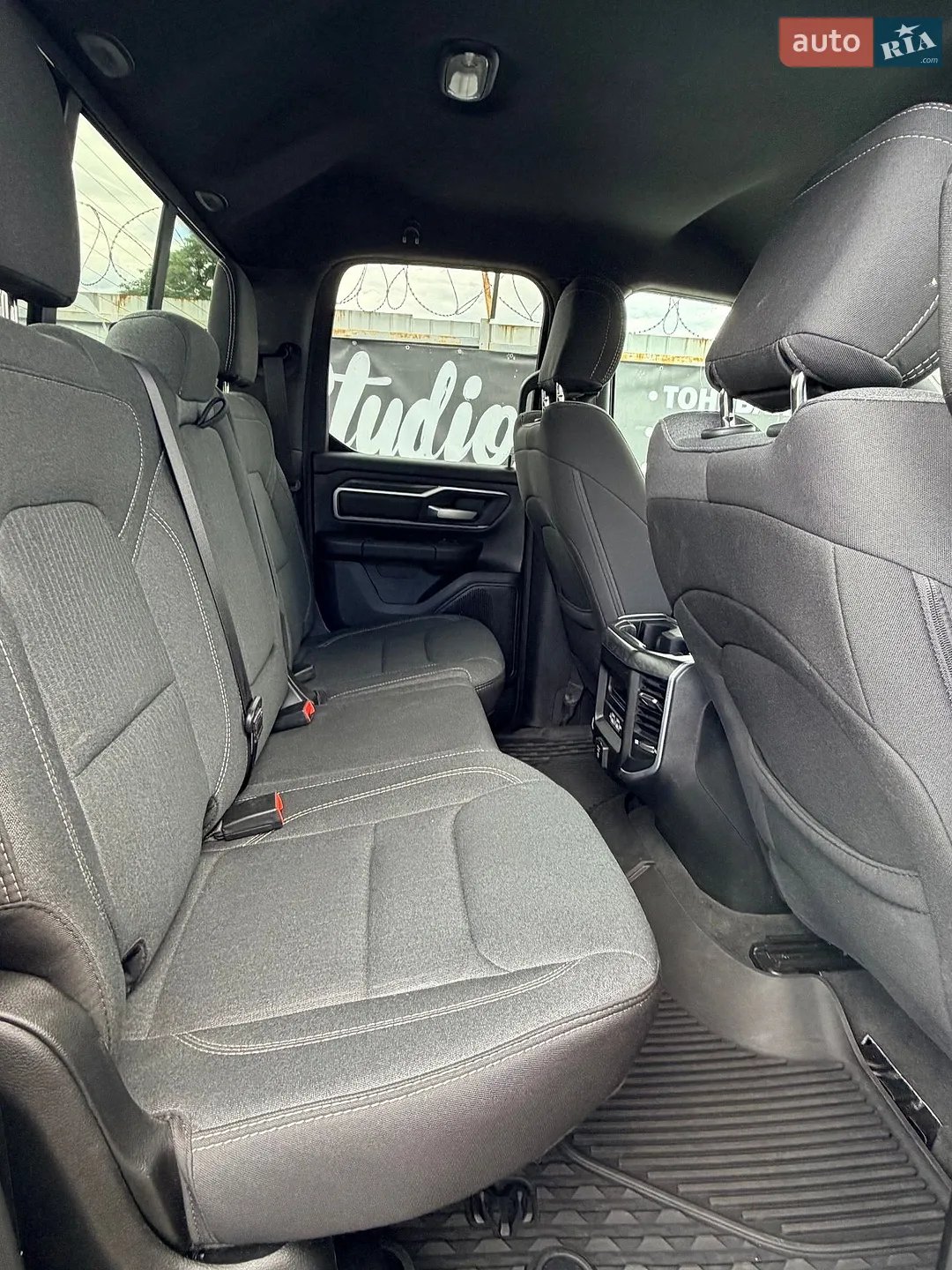 2020 Dodge RAM - мініатюра 65