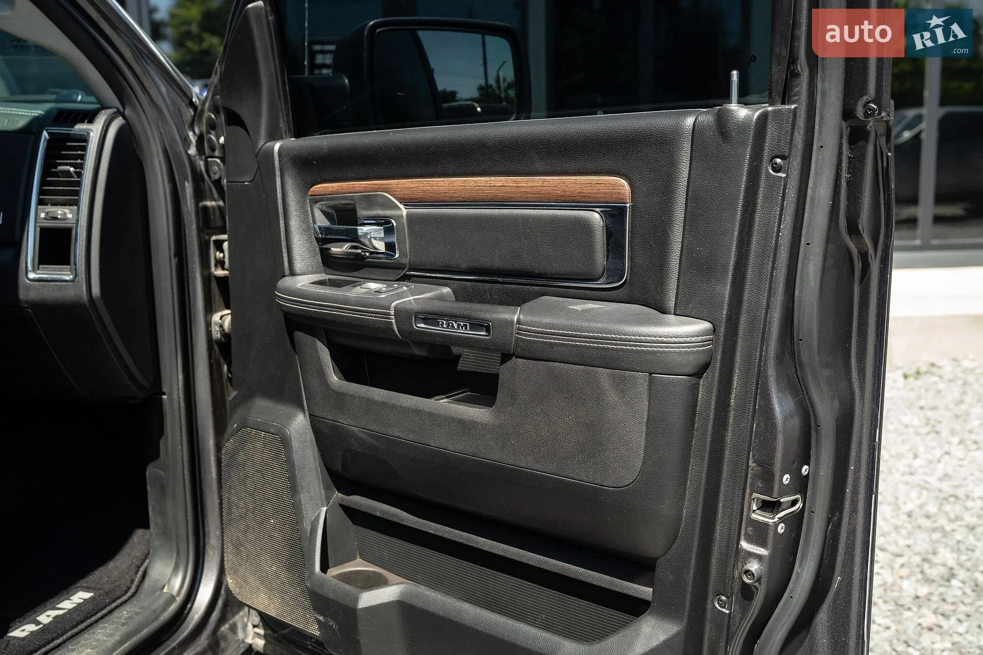 2018 RAM 1500 - мініатюра 45