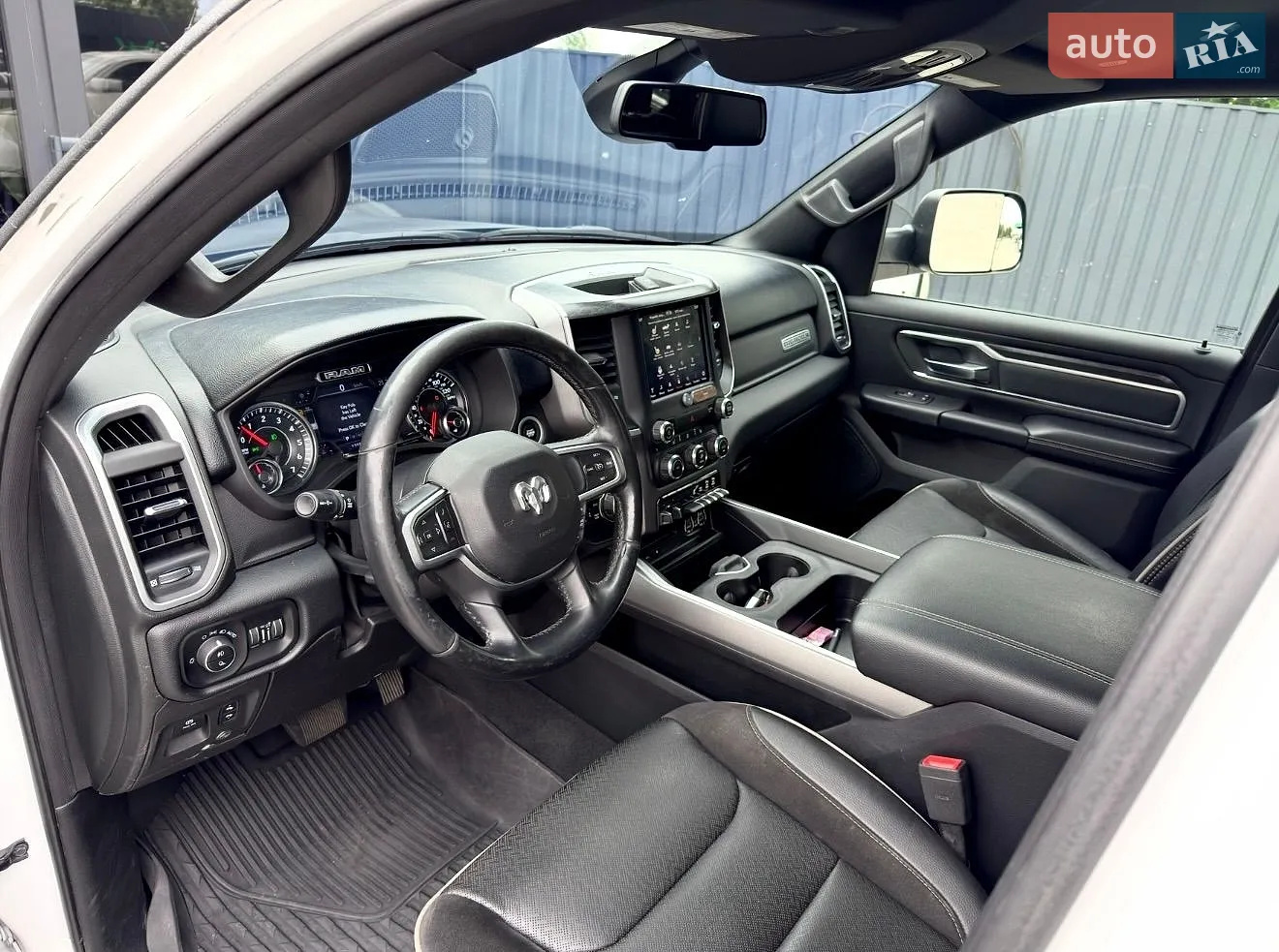 2019 Dodge RAM - мініатюра 19