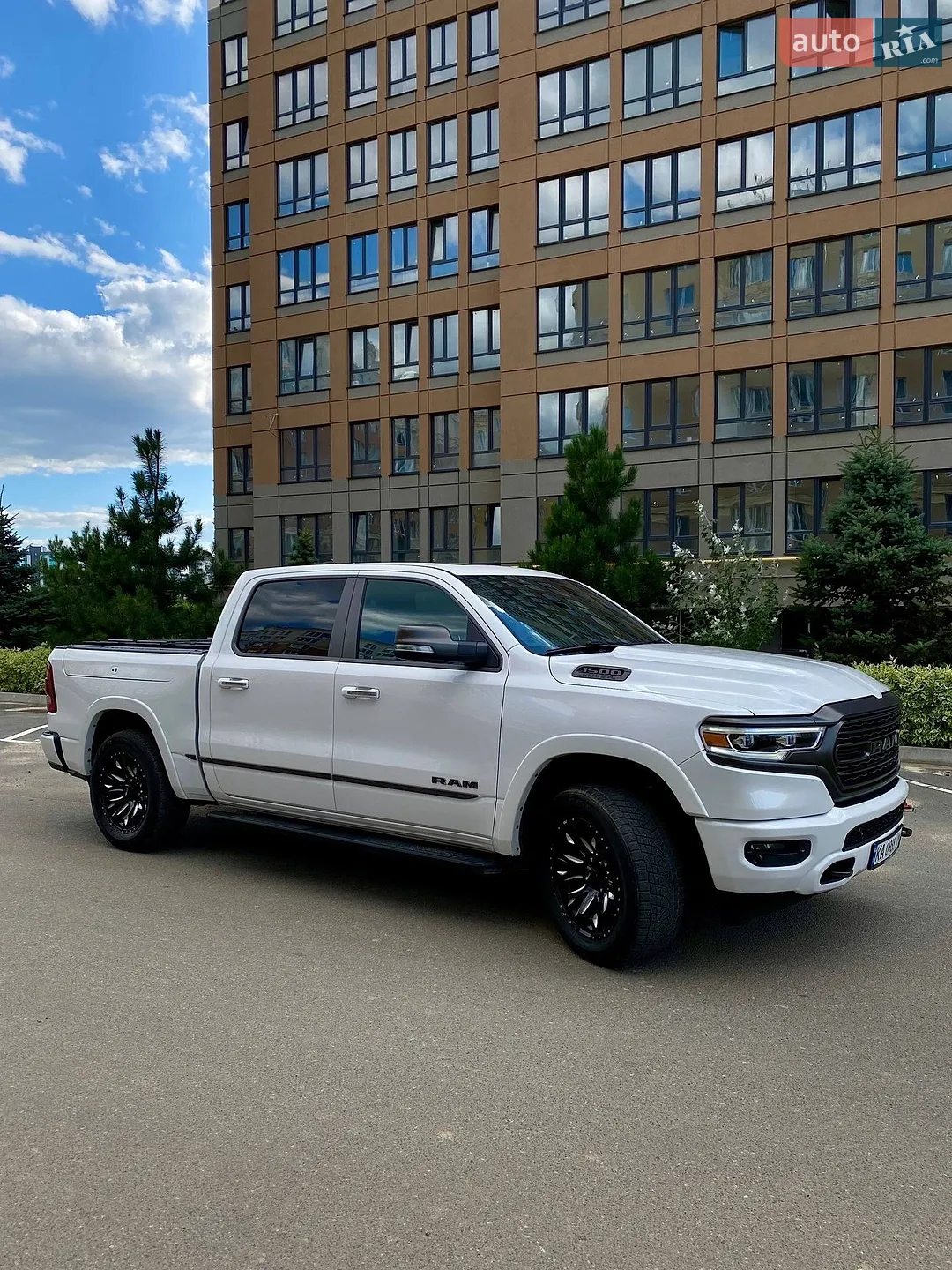 2019 Dodge RAM - мініатюра 10