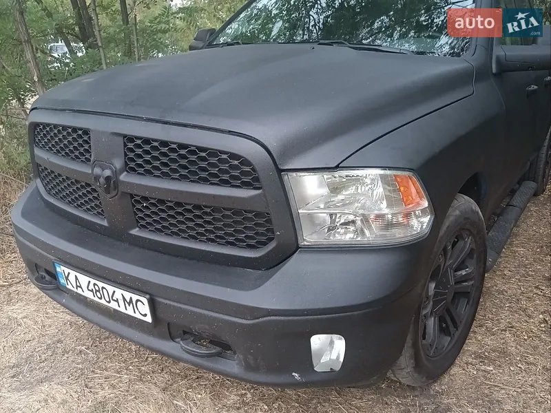 Dodge RAM 1500 2016
