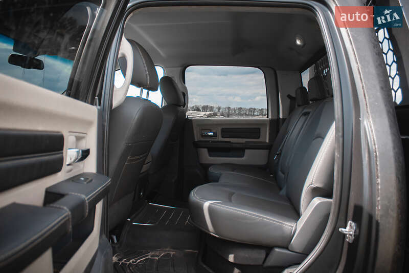 Інші вантажівки Dodge RAM 2500 2010 в Києві