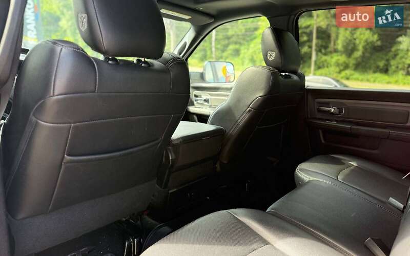 Пикап Dodge RAM 2500 2017 в Черновцах