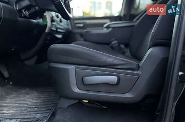 Грузопассажирский фургон Dodge RAM 2500 2019 в 