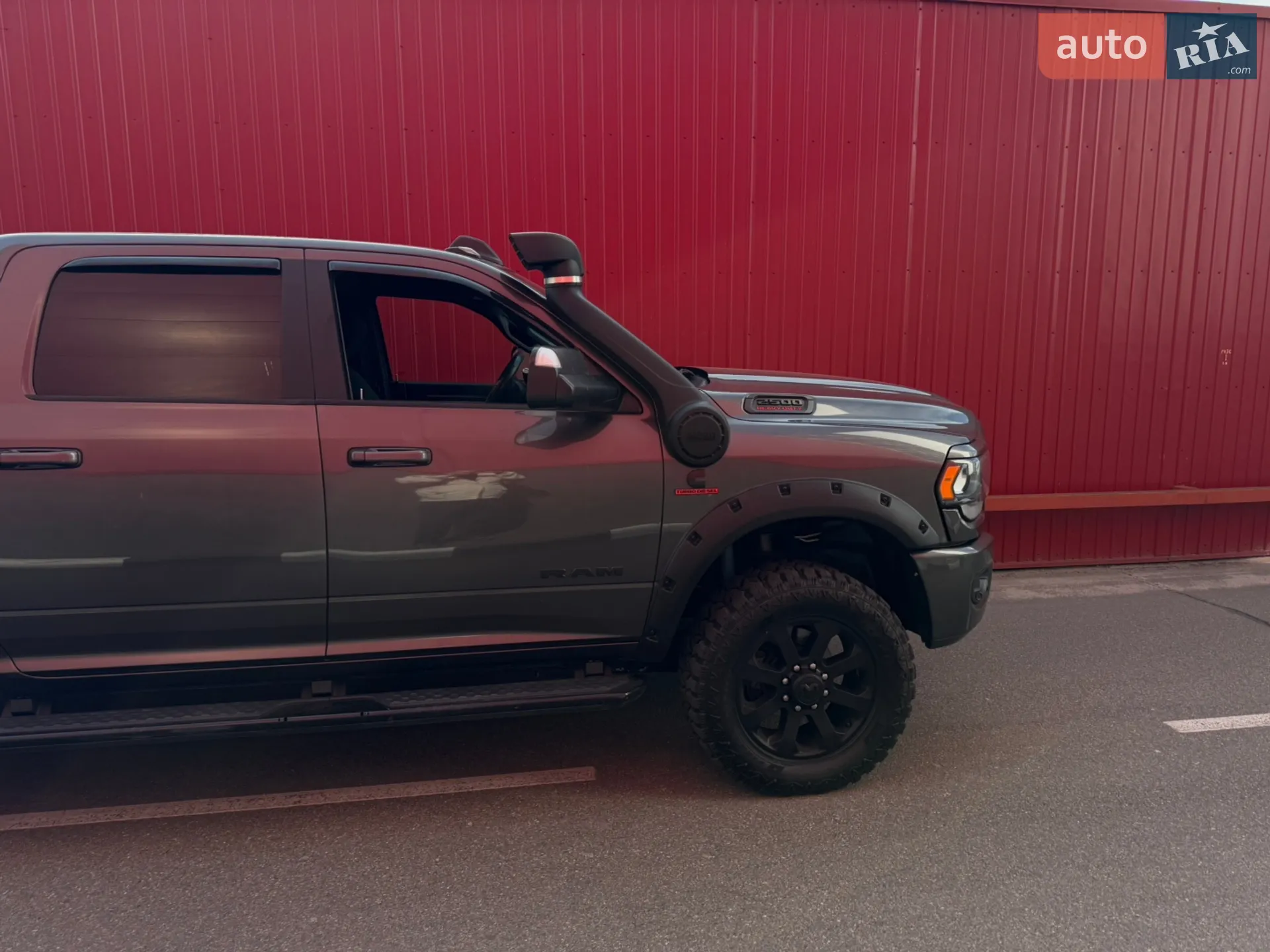 2019 Dodge RAM - мініатюра 17