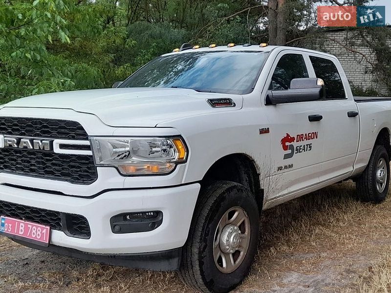 Dodge RAM 2500, фото з оголошення