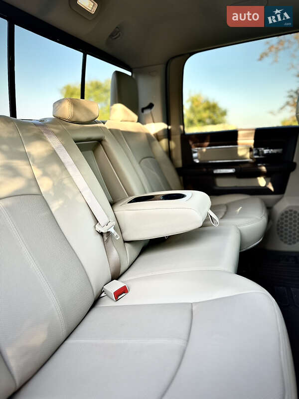 Пікап Dodge RAM 3500 2018 в Дніпрі фото 32 Пікап Dodge RAM 3500 2018 в Дніпрі