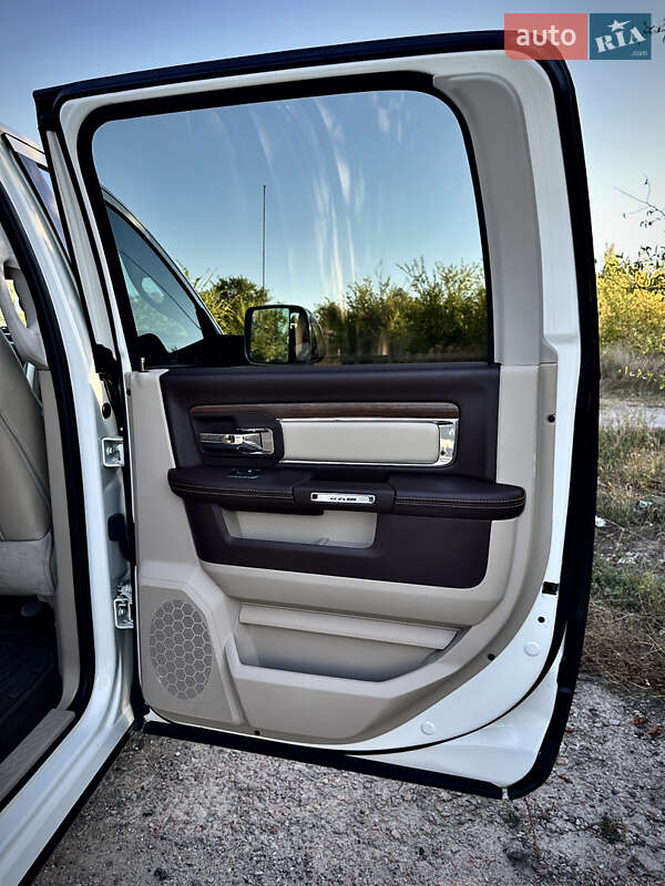 Пікап Dodge RAM 3500 2018 в Дніпрі фото 2 Пікап Dodge RAM 3500 2018 в Дніпрі