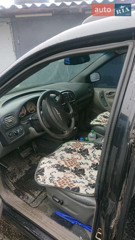 Мінівен Dodge Ram Van 2006 в Києві
