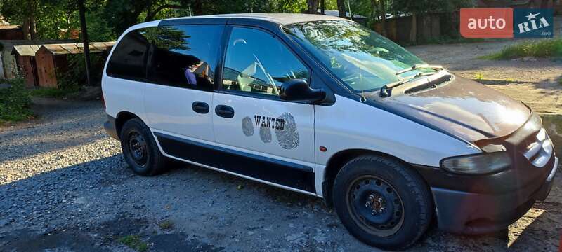 Мінівен Dodge Ram Van 1999 в Хмельницькому