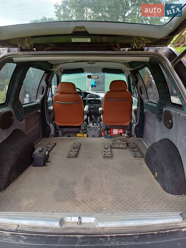 Минивэн Dodge Ram Van 1998 в Хмельницком