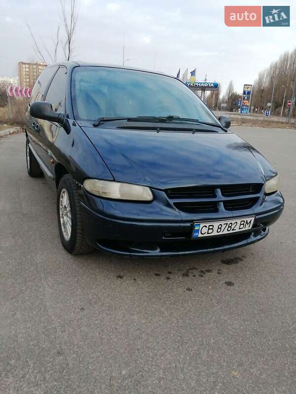Минивэн Dodge Ram Van 2000 в Чернигове