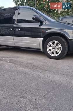 Минивэн Dodge Ram Van 2002 в 