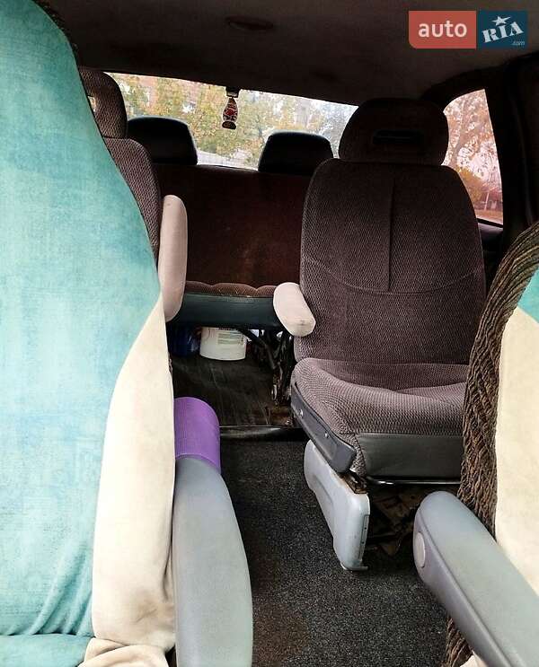 Минивэн Dodge Ram Van 1997 в Змиеве фото 9 Минивэн Dodge Ram Van 1997 в Змиеве