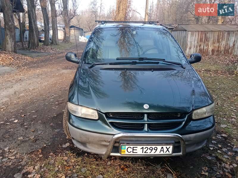 Минивэн Dodge Ram Van 2000 в Черновцах