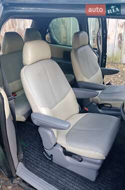 Минивэн Dodge Ram Van 2000 в 